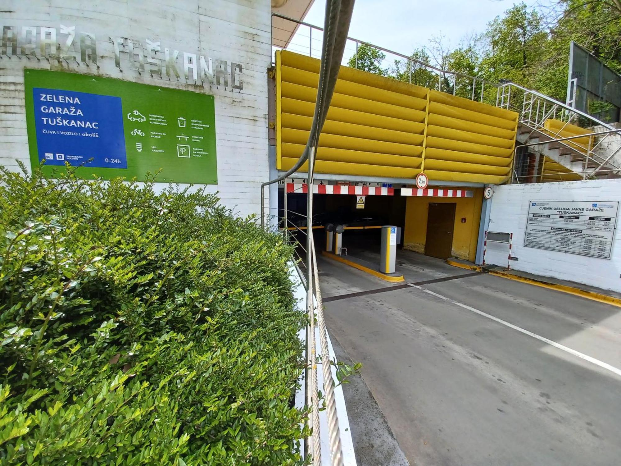 Apartment Hesperia ซาเกร็บ ภายนอก รูปภาพ